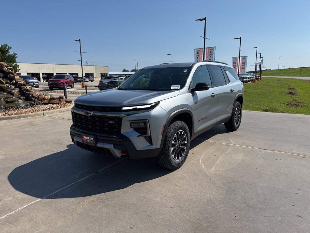 New 2026 Chevrolet Traverse Z71 image 2