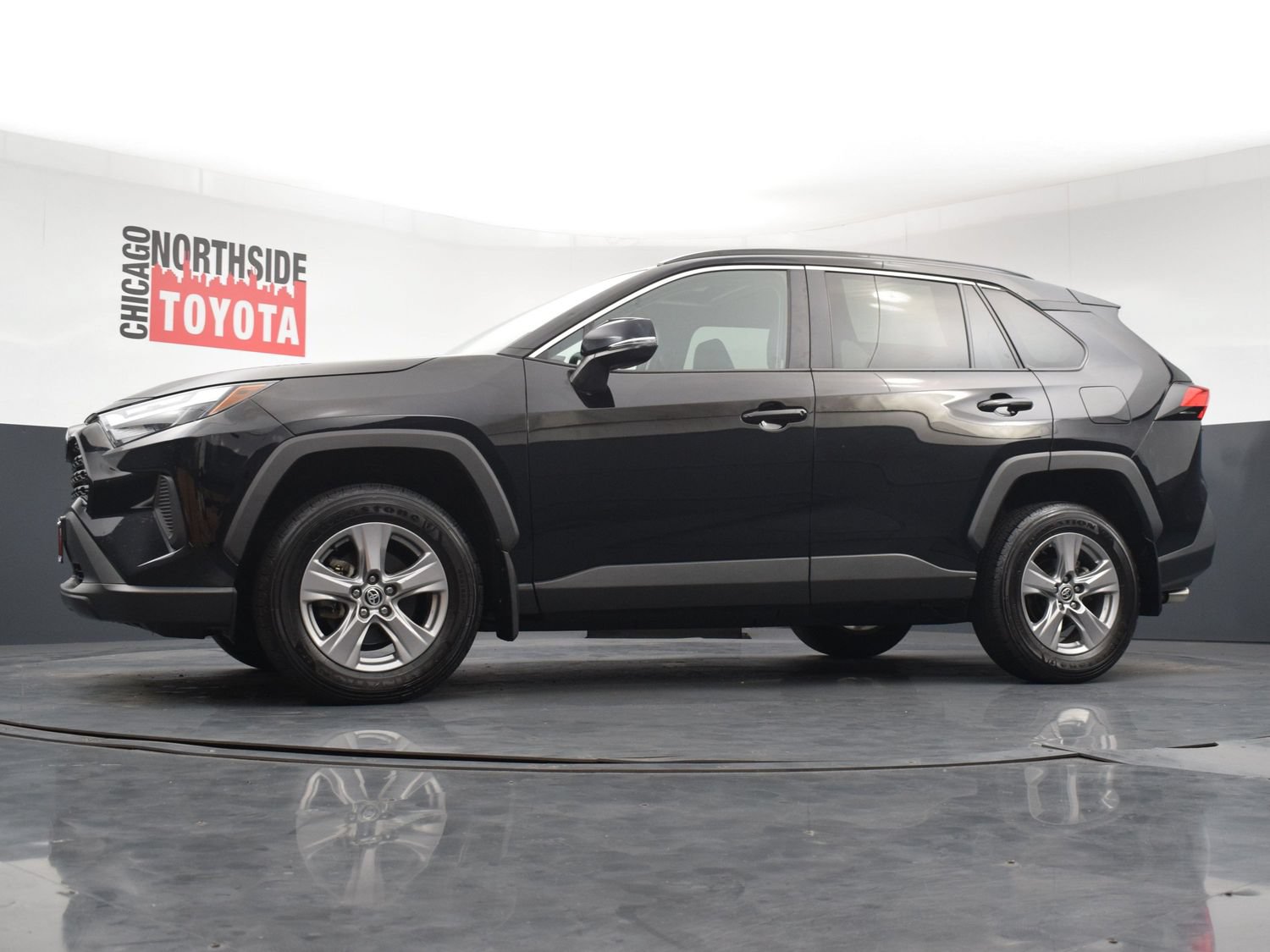 Used 2023 Toyota RAV4 XLE w/ Convenience Package AWD/4WD image 27