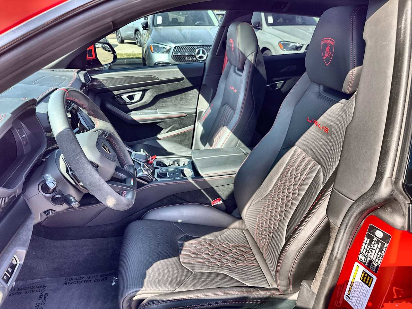 Used 2024 Lamborghini Urus Performante AWD/4WD image 3