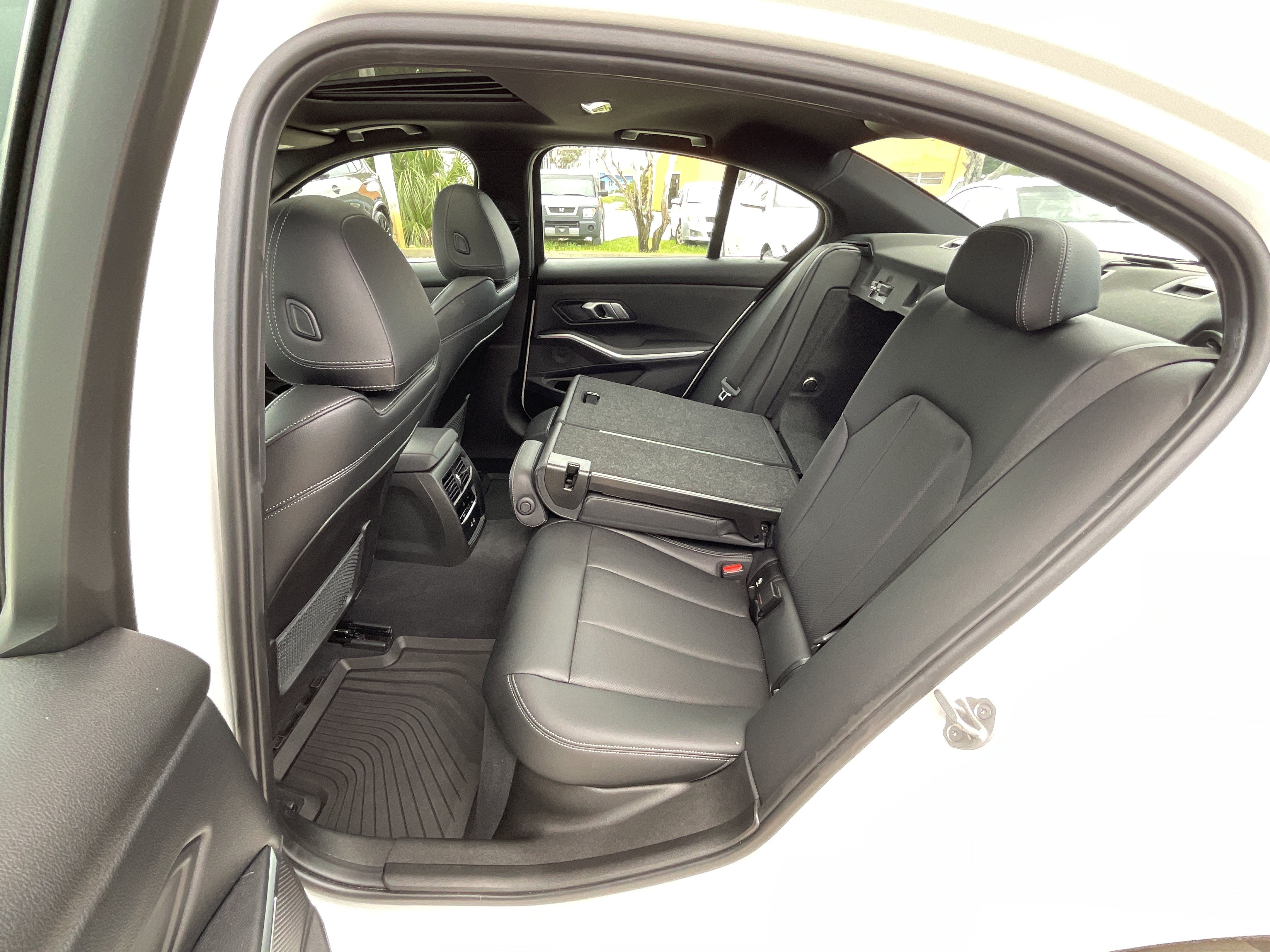 Used 2023 BMW M340i w/ Driving Assistance Package RWD image 28