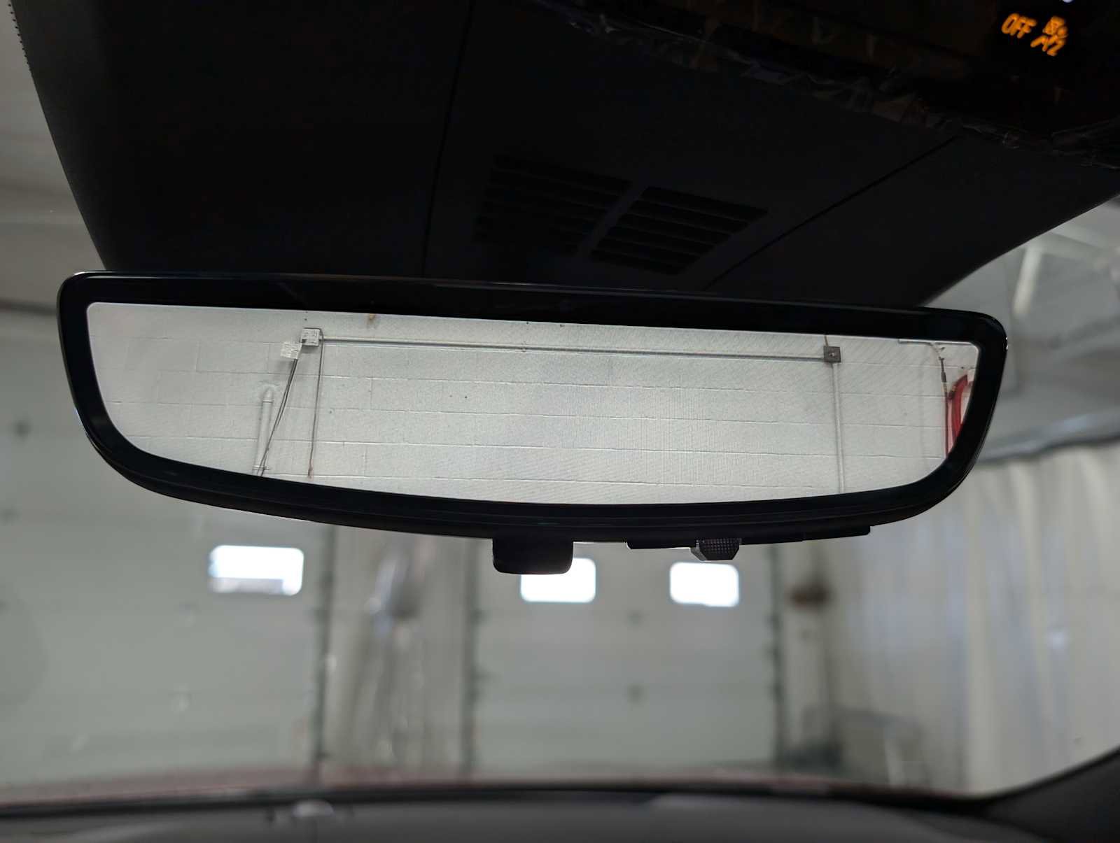 New 2026 Cadillac Lyriq V image 32