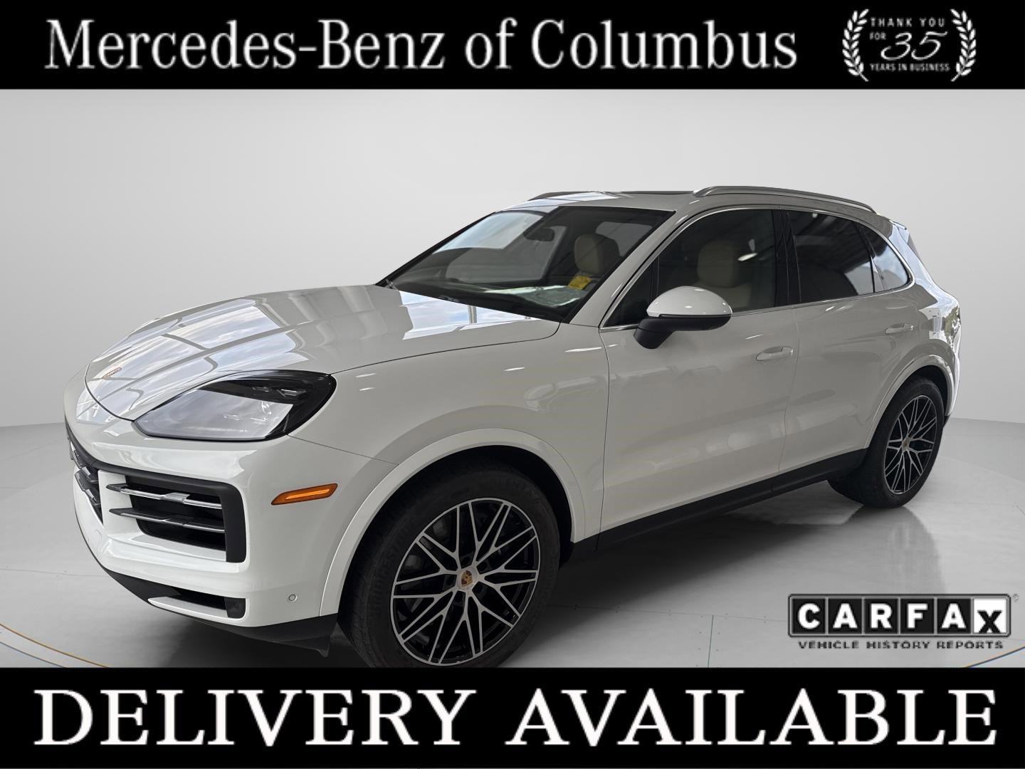 Used 2024 Porsche Cayenne image 1