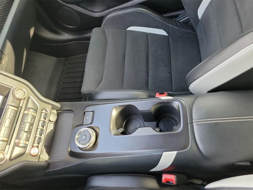 Used 2021 Ford Mustang Shelby GT500 w/ Technology Package image 21