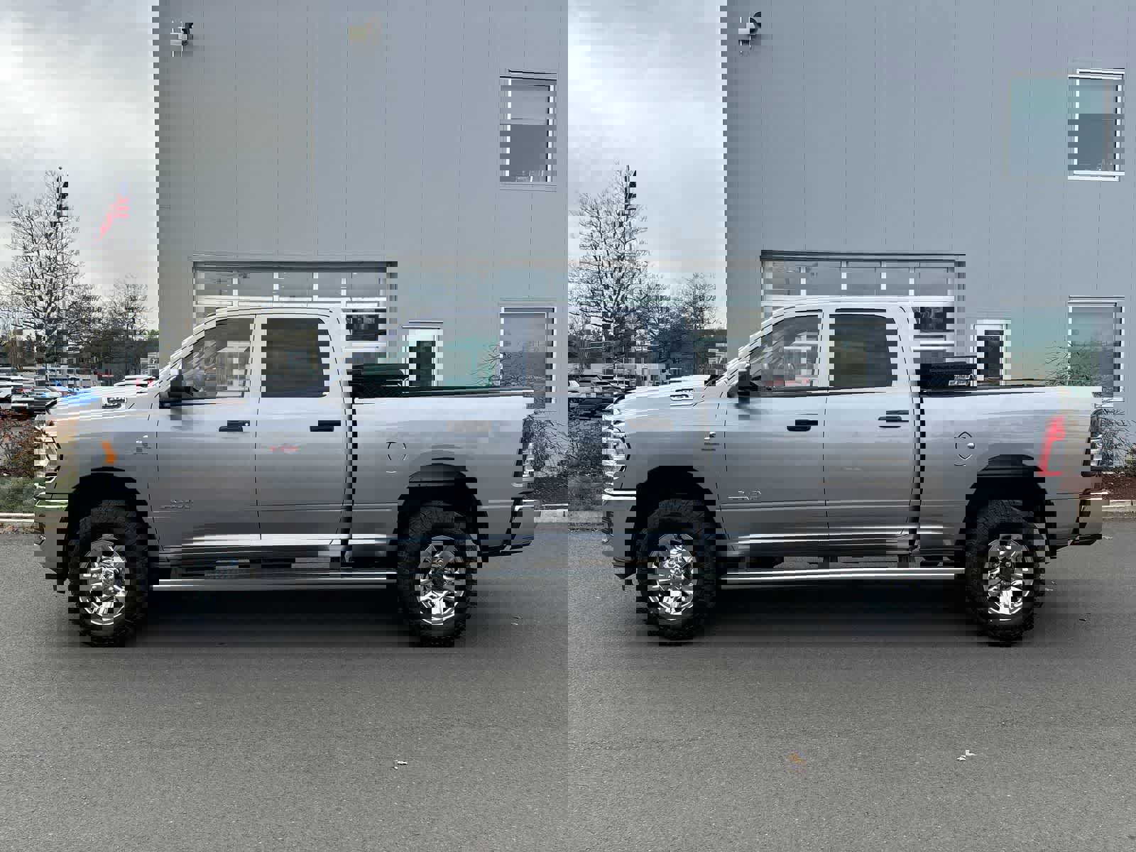 Certified 2020 RAM 2500 Tradesman image 2