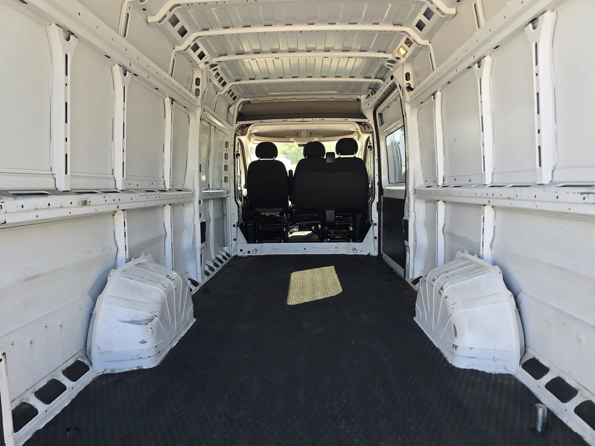 Used 2020 RAM ProMaster 3500 w/ Mopar Trailer Tow Group FWD image 26
