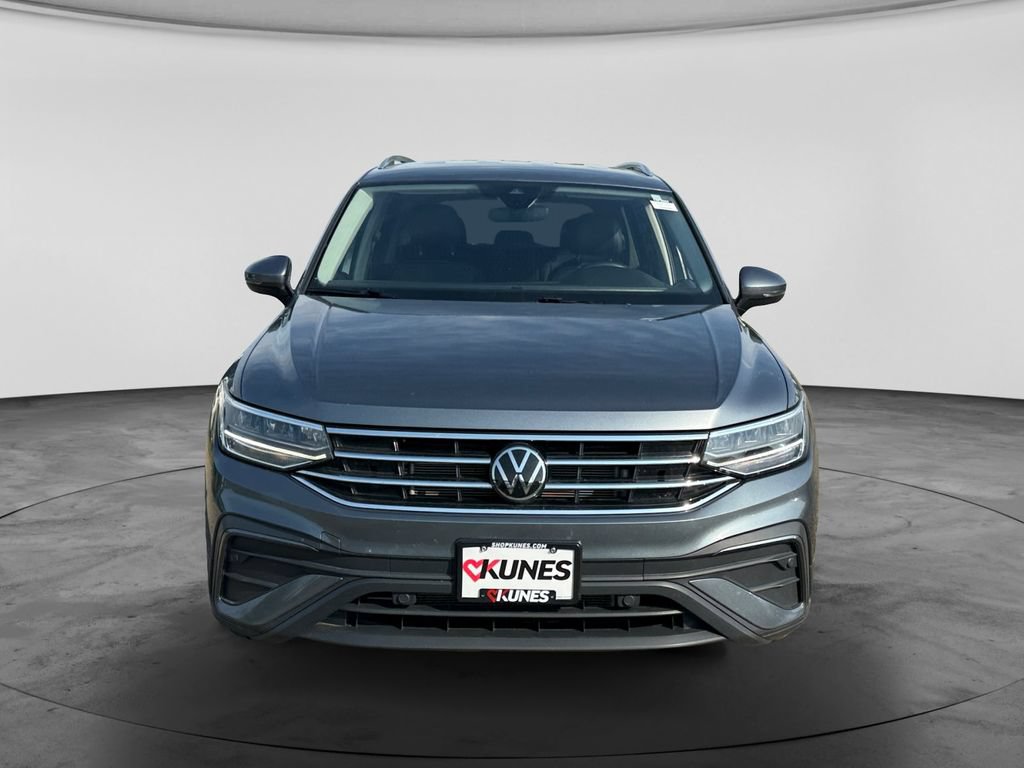 Used 2024 Volkswagen Tiguan Wolfsburg Edition AWD/4WD image 4