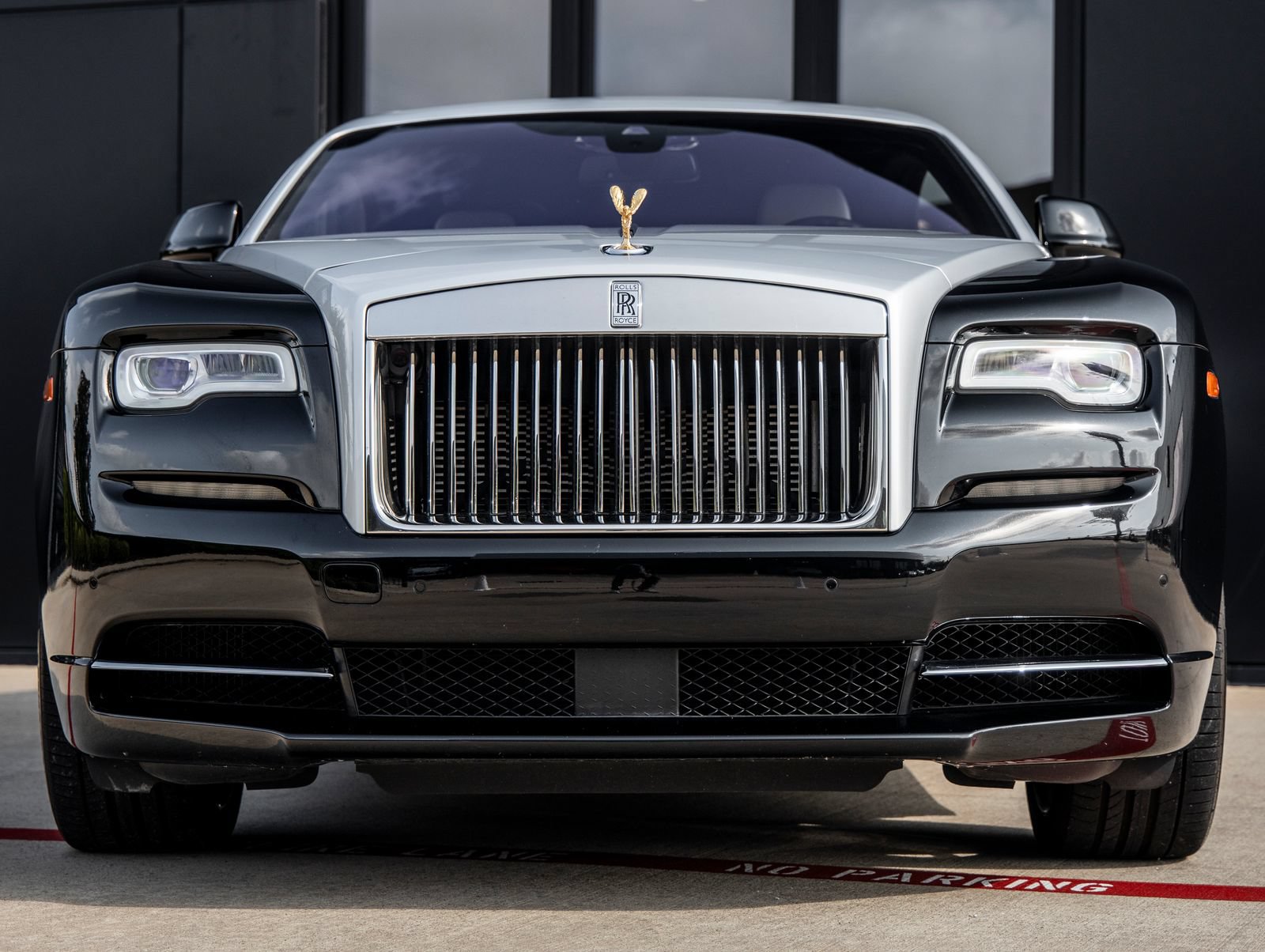 Used 2019 Rolls-Royce Wraith RWD image 7