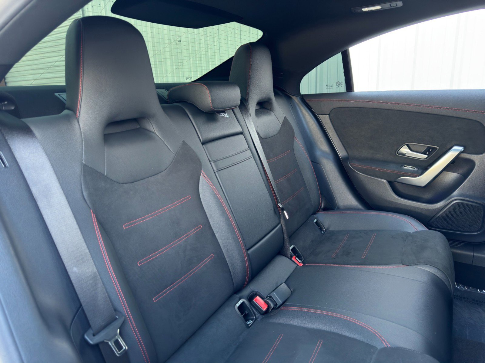 Used 2024 Mercedes-Benz CLA 250 4MATIC image 43