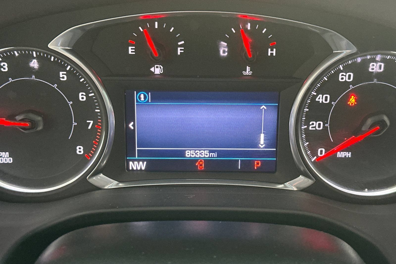 Used 2021 GMC Acadia SLE FWD image 28