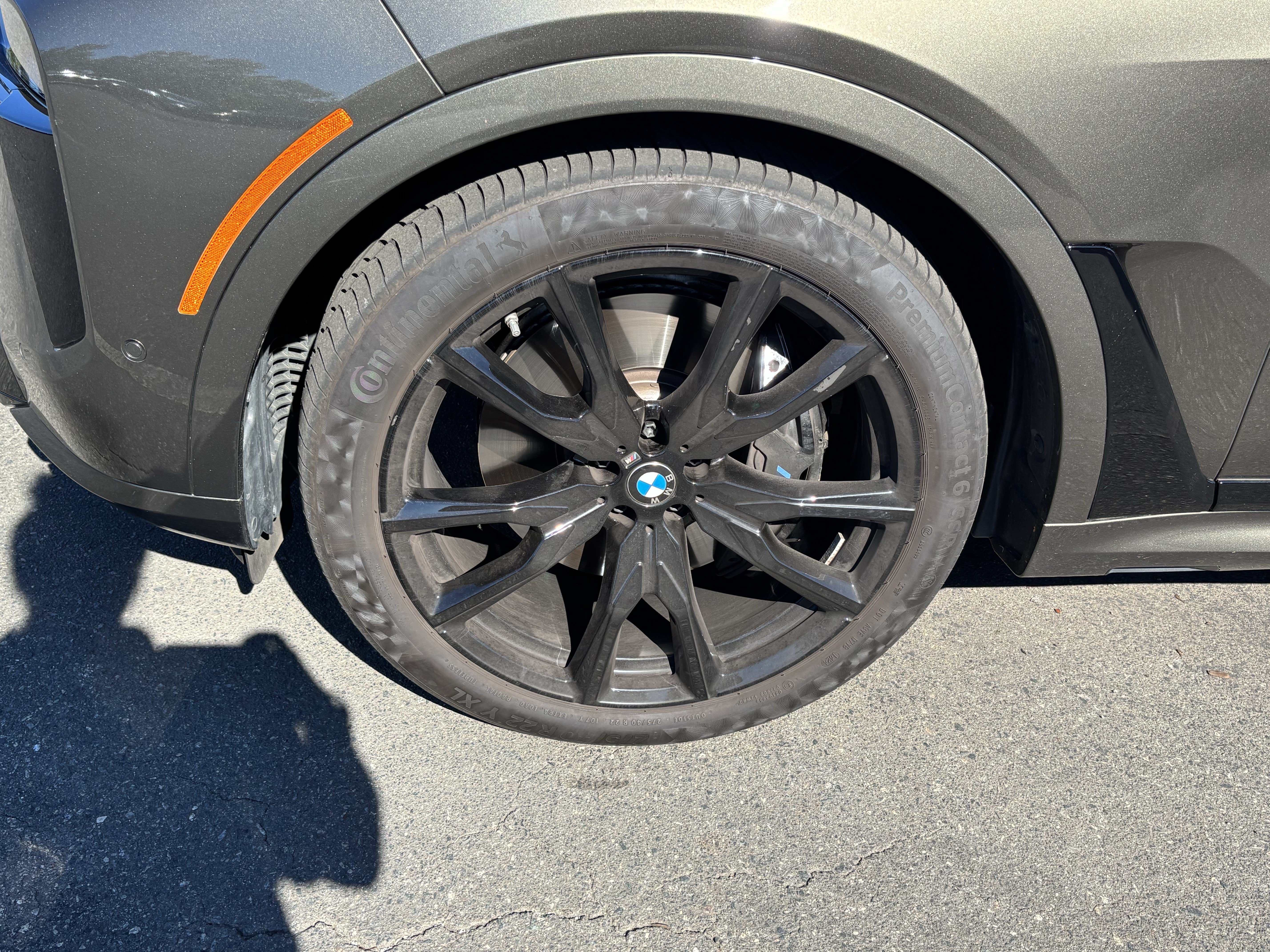 Certified 2025 BMW X7 xDrive40i w/ M Sport Package AWD/4WD image 11