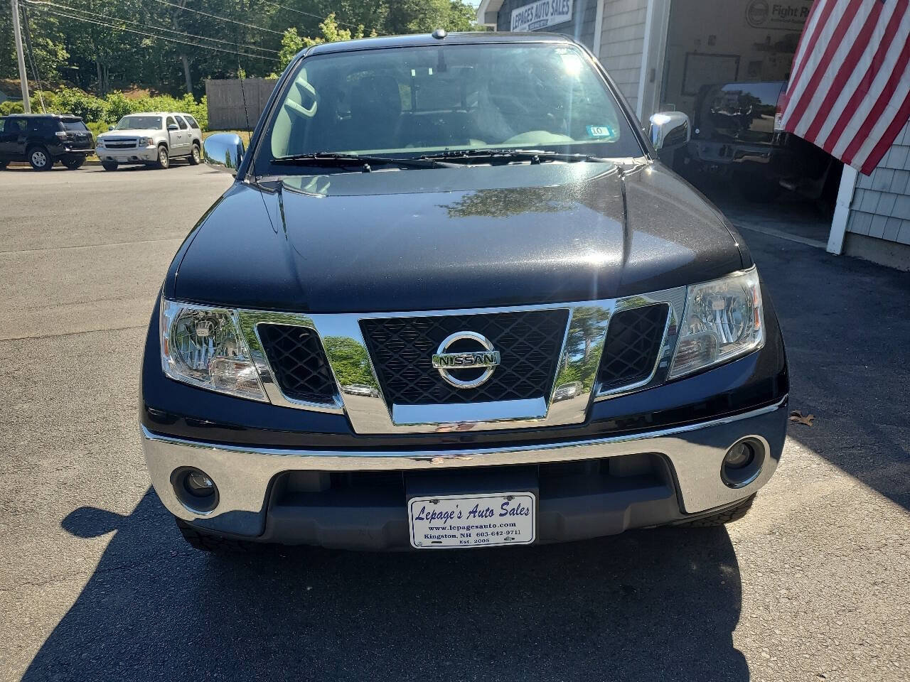 Used 2019 Nissan Frontier SL AWD/4WD image 3