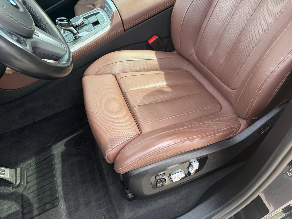 Used 2022 BMW X5 M50i w/ Premium Package AWD/4WD image 37