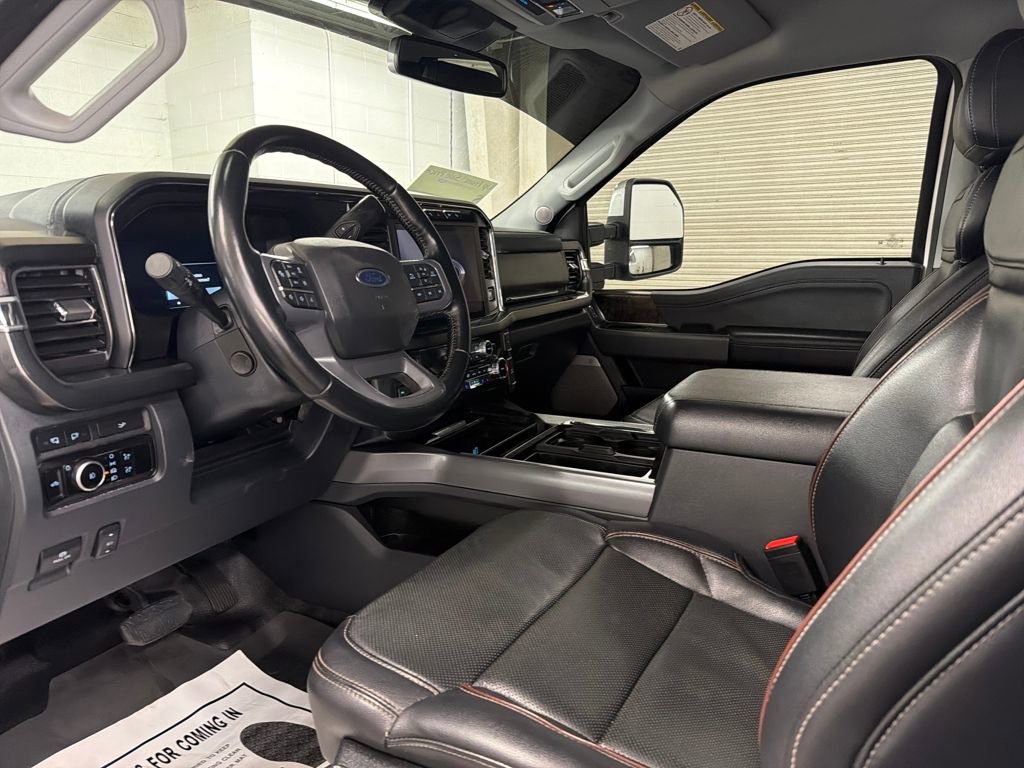 Used 2023 Ford F250 Lariat w/ Lariat Ultimate Package image 4
