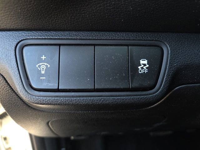 Used 2024 Kia Forte LXS FWD image 11