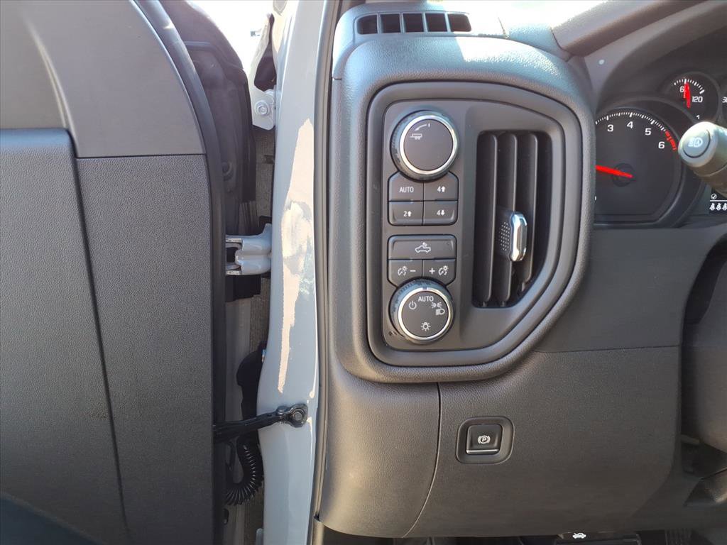 Used 2025 Chevrolet Silverado 1500 Custom Trail Boss image 17