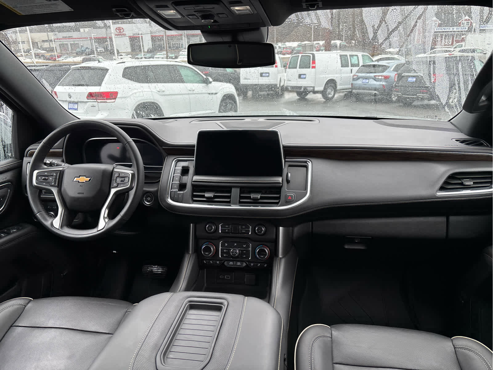 Certified 2023 Chevrolet Suburban Premier image 35