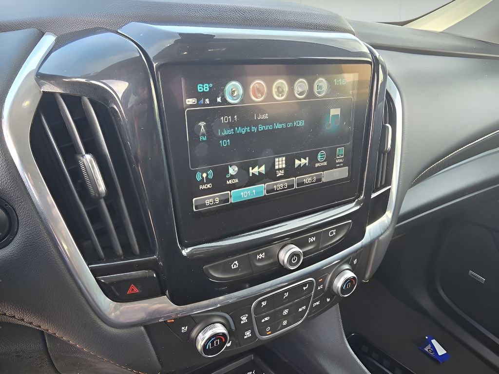 Used 2019 Chevrolet Traverse Premier w/ Driver Confidence II Package image 23