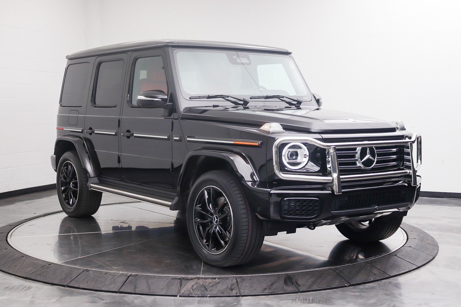 Used 2025 Mercedes-Benz G 550 image 12