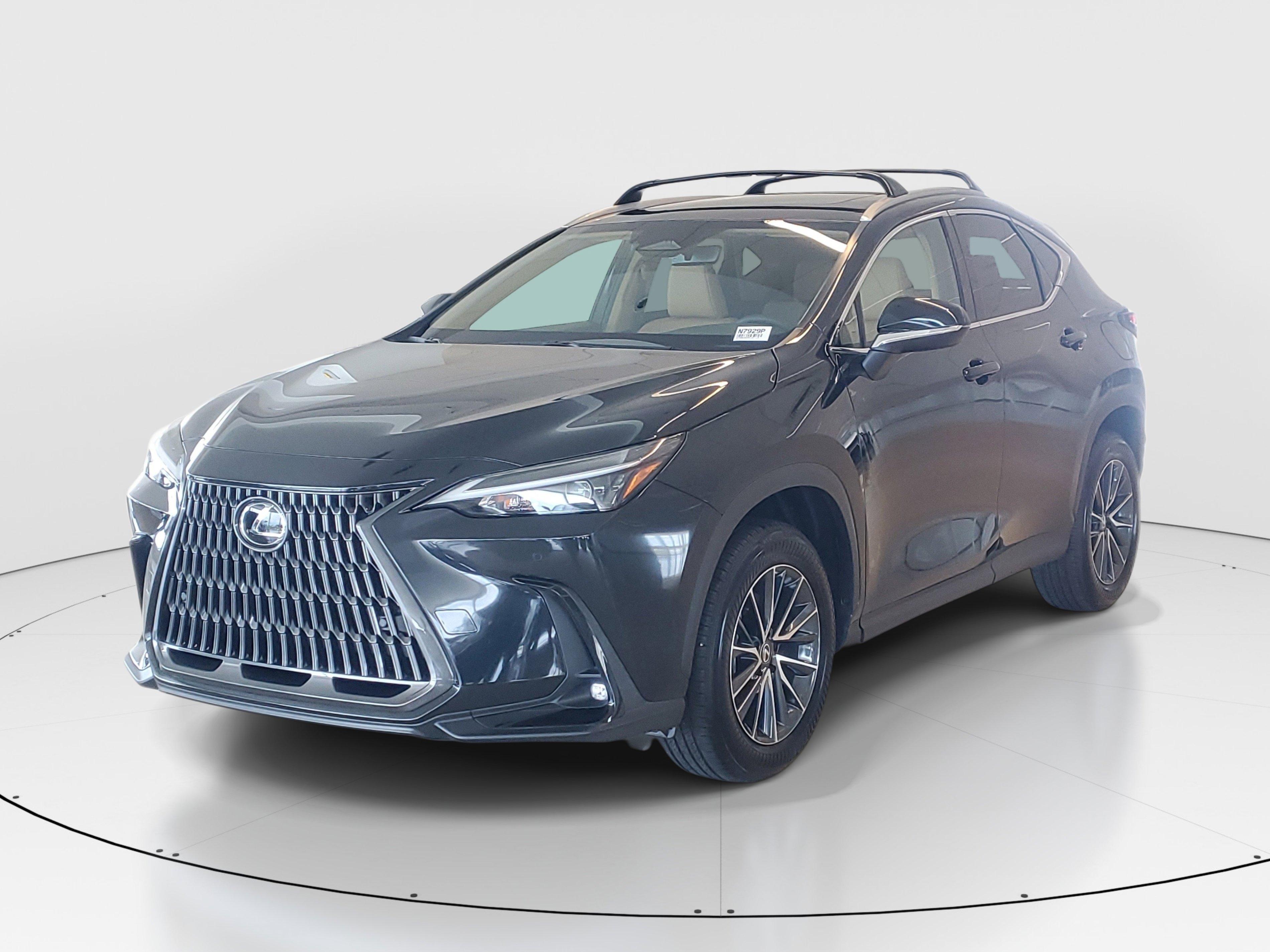 Used 2025 Lexus NX 250 FWD w/ Accessory Package (Z1) image 5