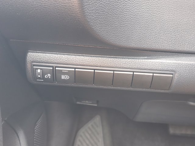 Used 2022 Toyota Corolla LE FWD image 24