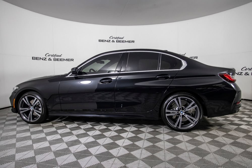 Used 2024 BMW 330i Sedan w/ Convenience Package RWD image 11