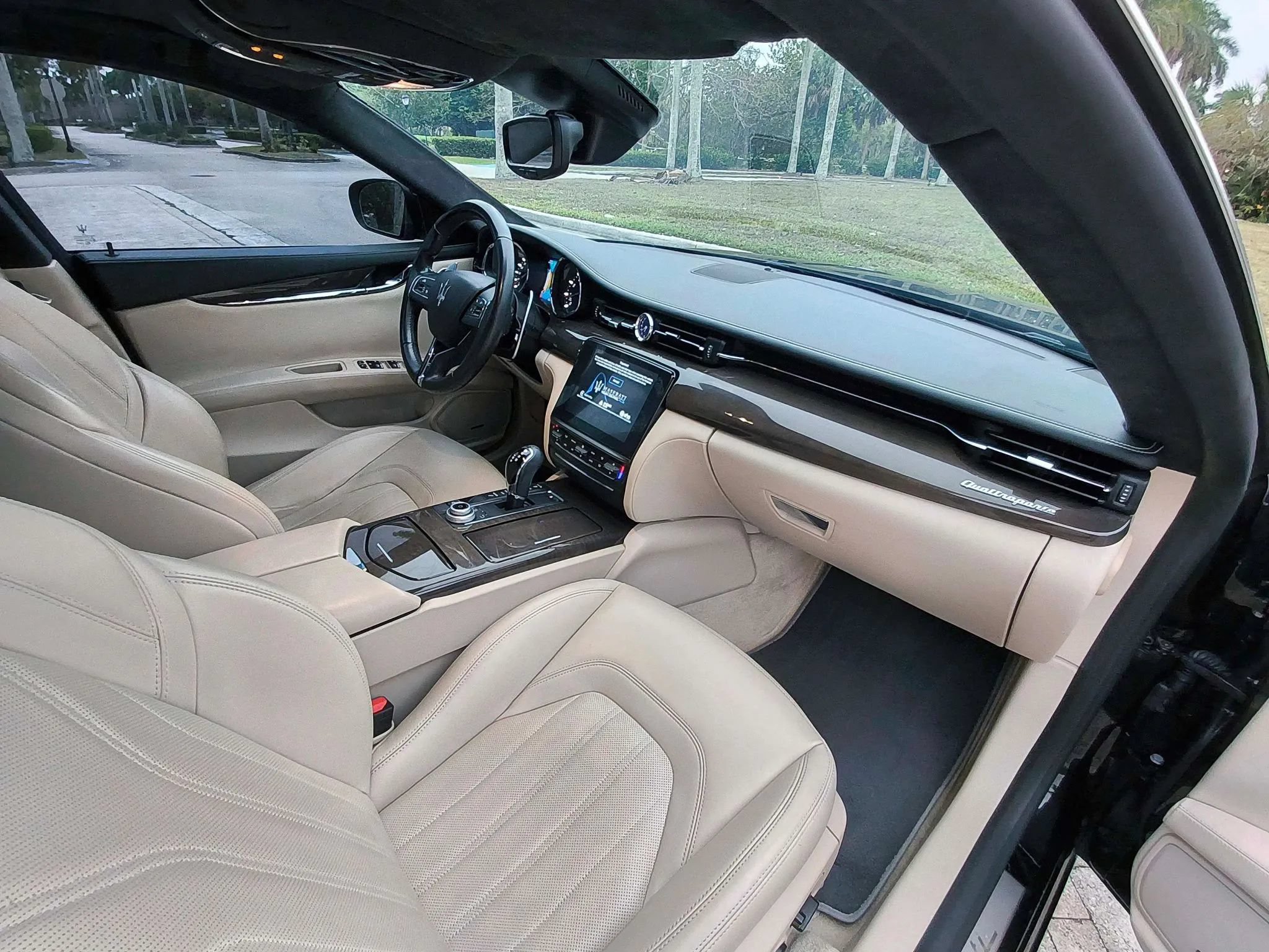 Used 2017 Maserati Quattroporte GTS GranLusso RWD image 37