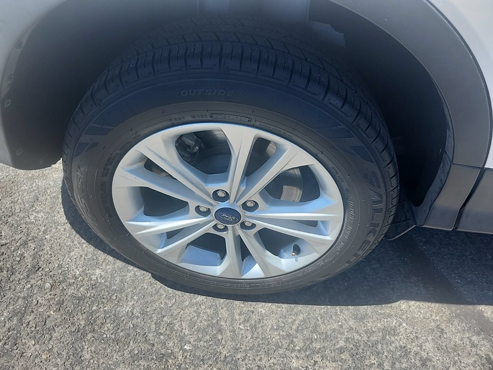 Used 2019 Ford Escape SE FWD image 24