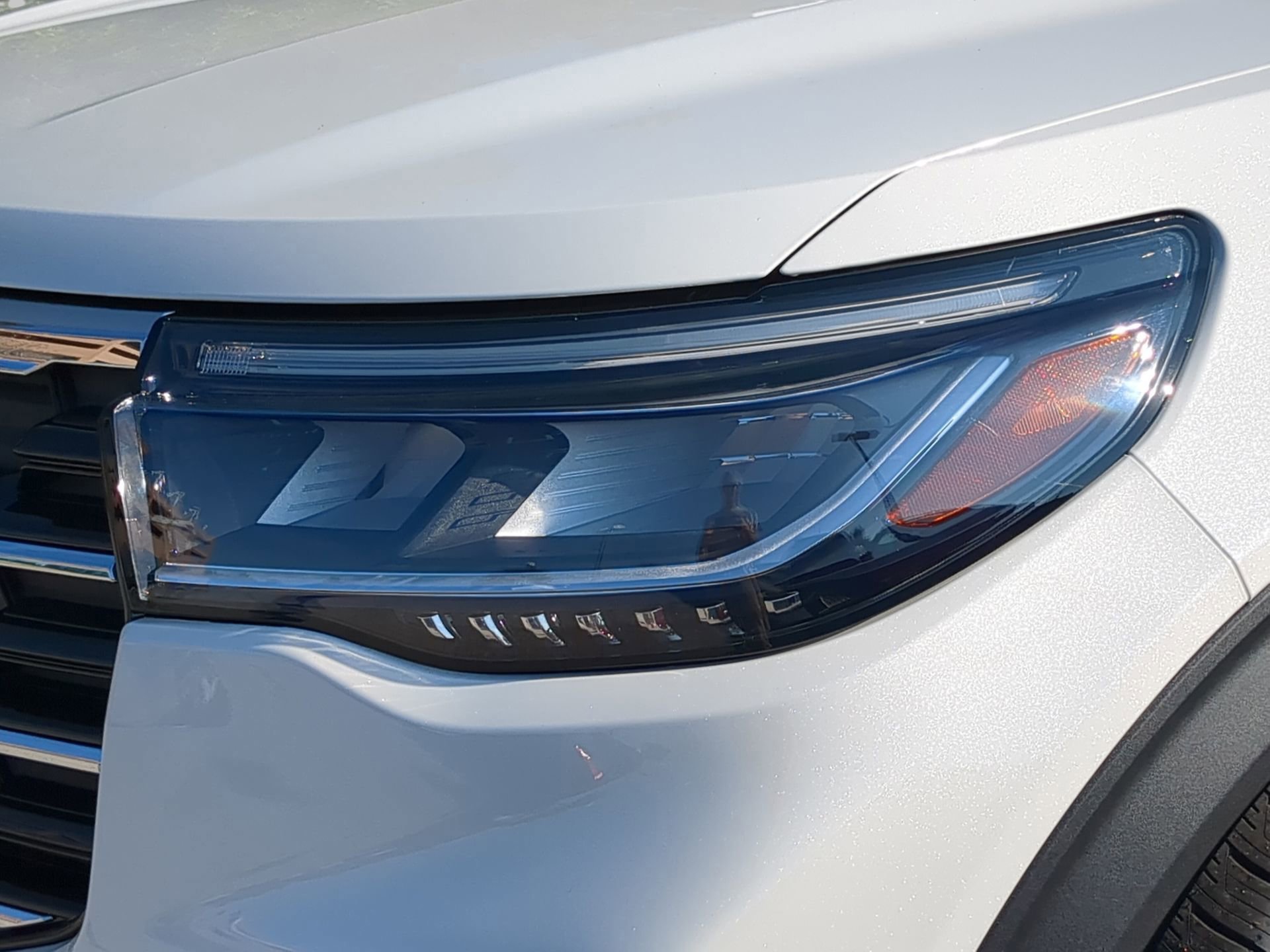 New 2026 Ford Explorer Active RWD image 40