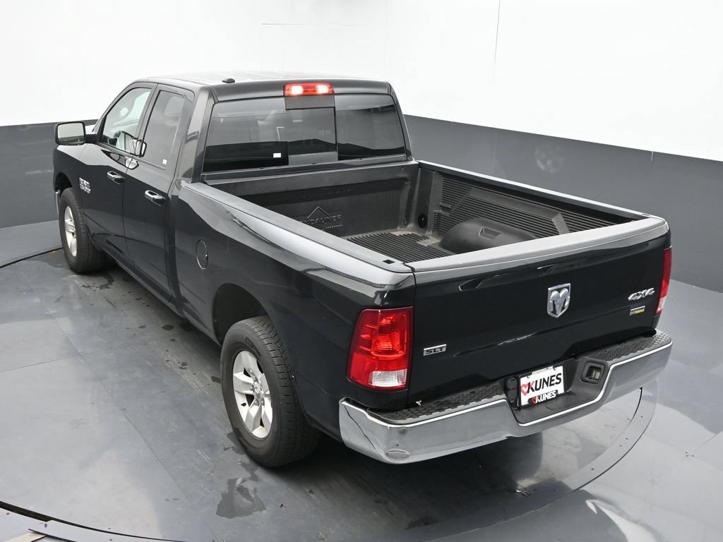 Used 2018 RAM 1500 Classic SLT AWD/4WD image 29