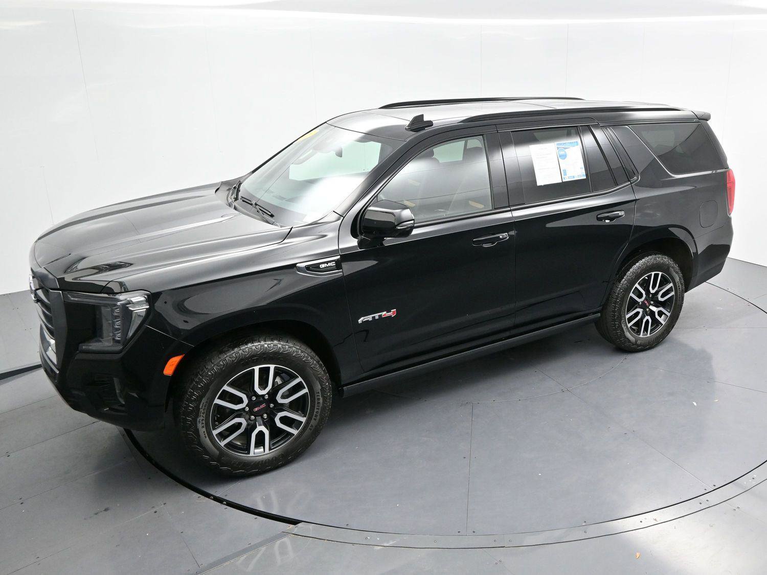 Used 2023 GMC Yukon AT4 w/ AT4 Premium Plus Package image 46