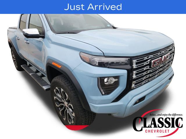 Used 2025 GMC Canyon Denali AWD/4WD image 1