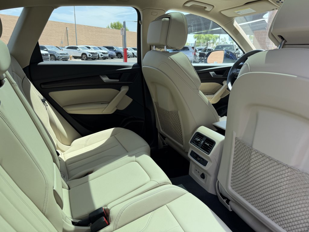 Used 2024 Audi Q5 2.0T Premium Plus AWD/4WD image 37