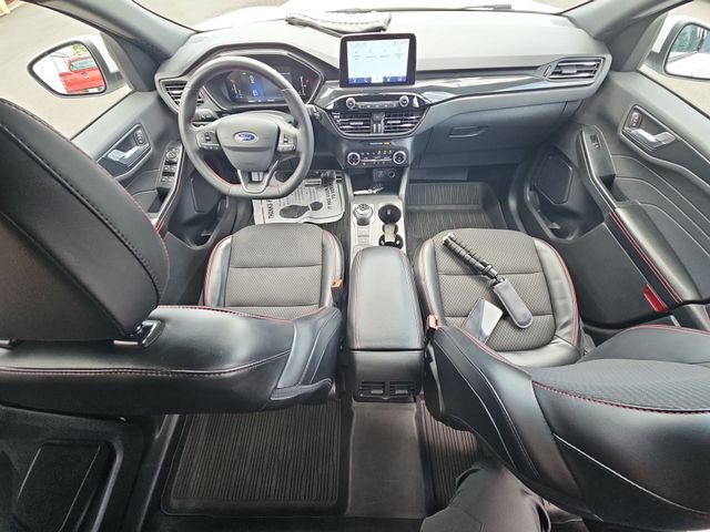 Used 2023 Ford Escape ST-Line Select AWD/4WD image 22