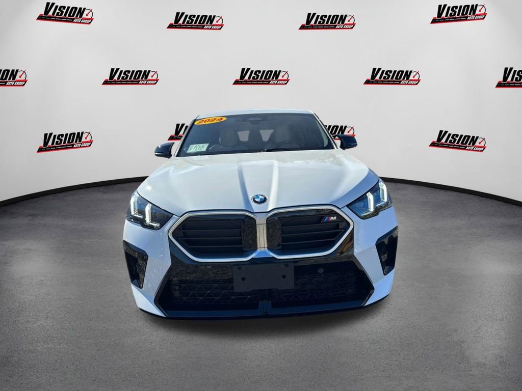 Used 2024 BMW X2 M35i image 2