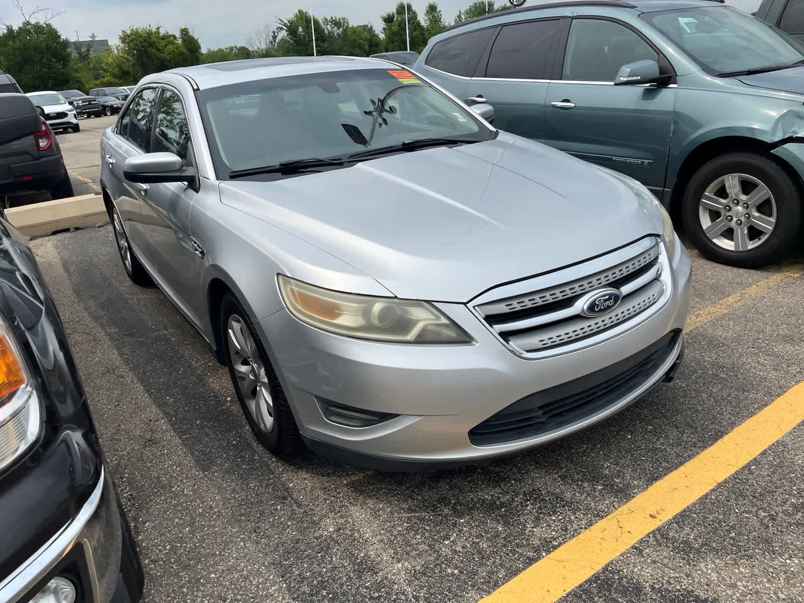 Used 2011 Ford Taurus SEL w/ 201A Rapid Spec Order Code FWD image 18