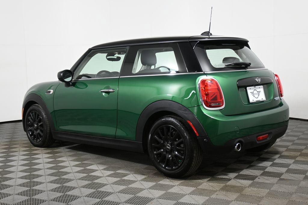 Used 2020 MINI Cooper 2-Door Hardtop image 5