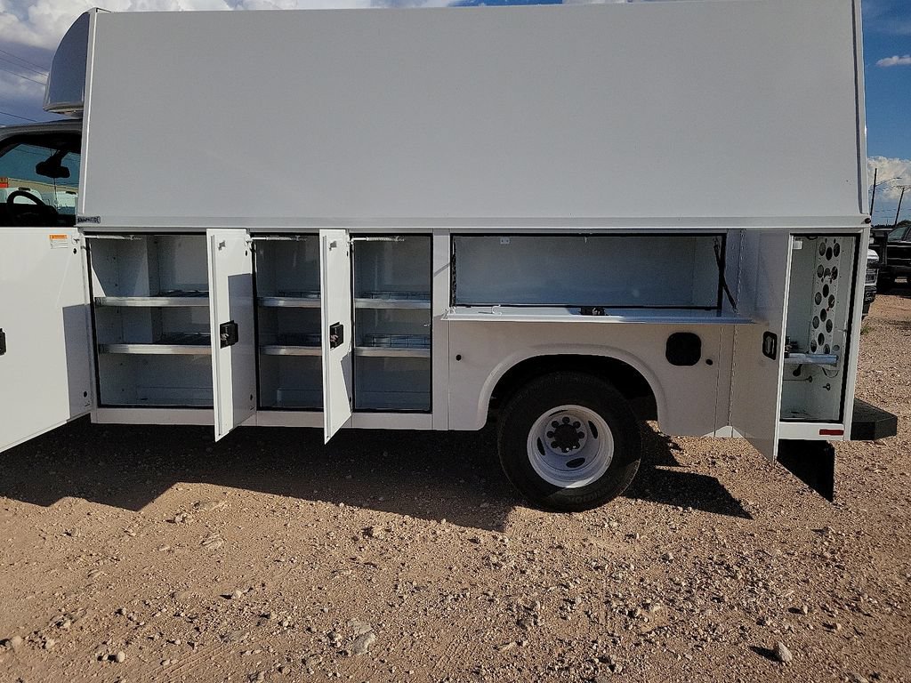 New 2026 Ford E-350 and Econoline 350 Super Duty w/ Power Equipment Group RWD image 16