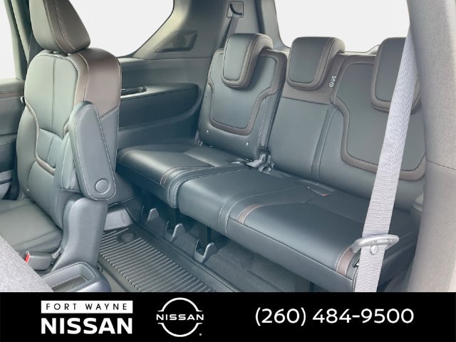 New 2026 Nissan Armada SL w/ Captain's Chari Seat Package AWD/4WD image 14