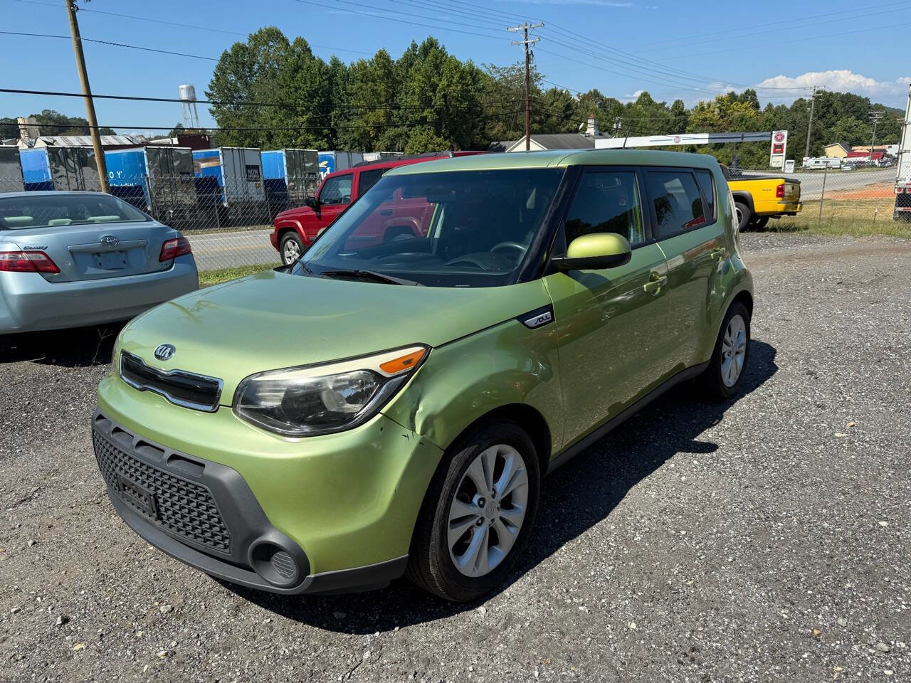 Used 2015 Kia Soul + image 3