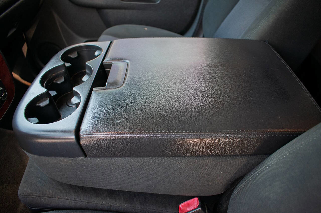 Used 2011 Chevrolet Tahoe LS RWD image 26