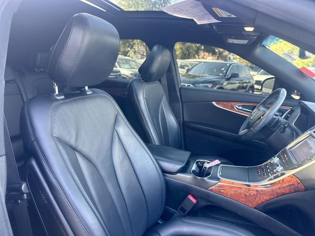 Used 2020 Lincoln Nautilus Reserve image 35