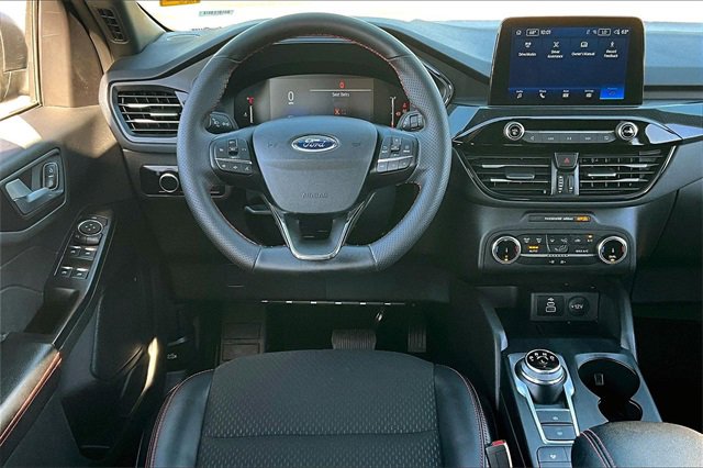 Used 2025 Ford Escape ST-Line image 8