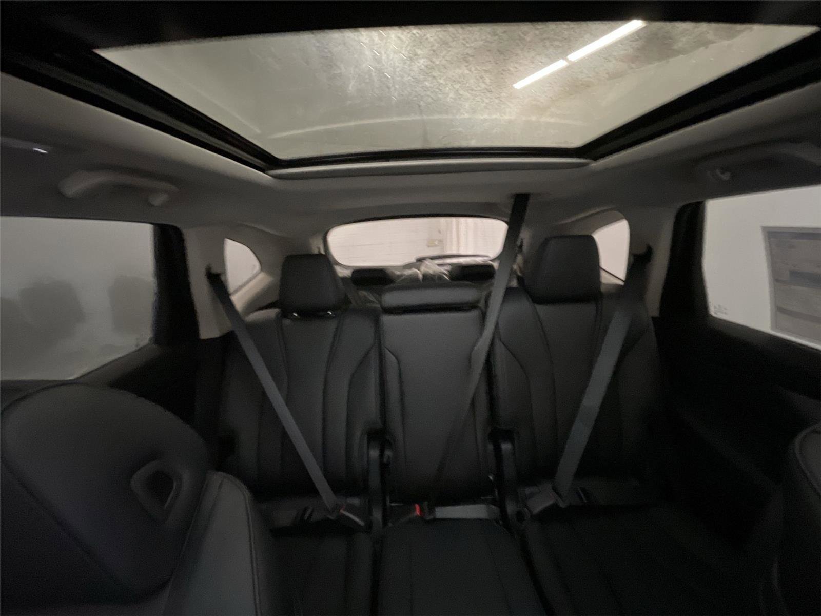 New 2026 Acura MDX SH-AWD image 30