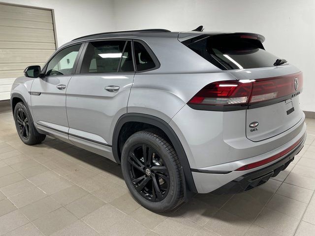 New 2026 Volkswagen Atlas Cross Sport SEL R-Line image 5