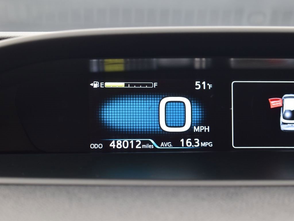 Used 2020 Toyota Prius XLE image 14