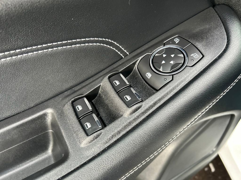 Used 2022 Ford Edge Titanium image 26