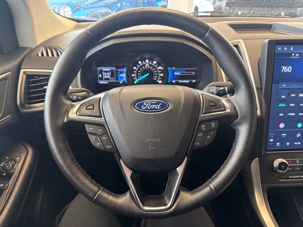 Used 2024 Ford Edge SEL w/ Sport Appearance Package AWD/4WD image 16