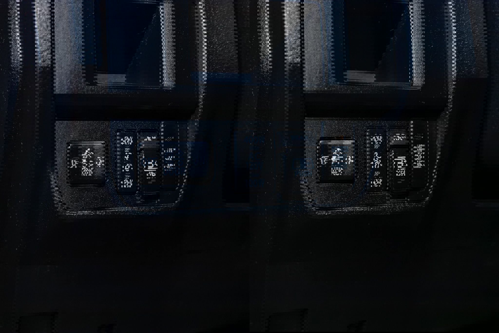 Used 2017 Toyota Tacoma TRD Sport w/ Tow Package image 16