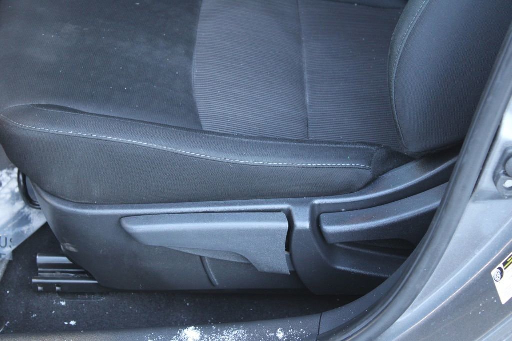 Used 2025 Nissan Sentra SV image 16