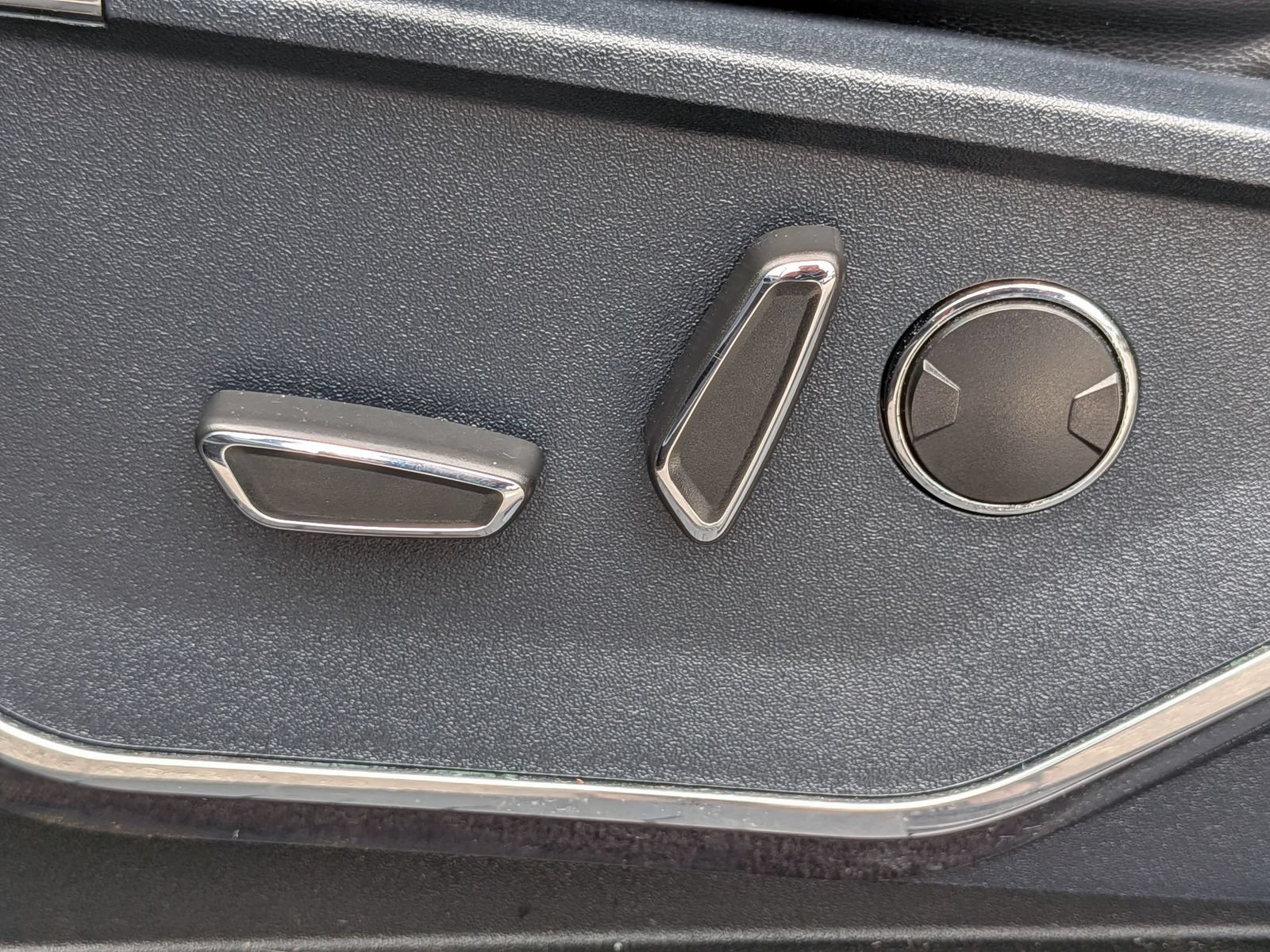 Used 2021 Ford F150 Lariat AWD/4WD image 16